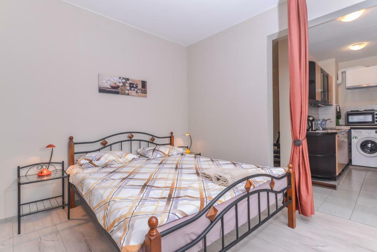 Visit Sofia Macedonia Square Central Apartment By Flat Mаnager Exterior photo